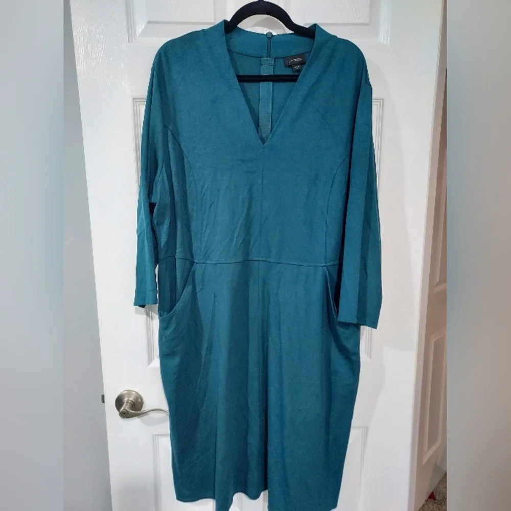 J. Jill Wearever Collection Tidewater Blue Double Face Jersey Sheath Dress in 2X - Picture 2 of 15